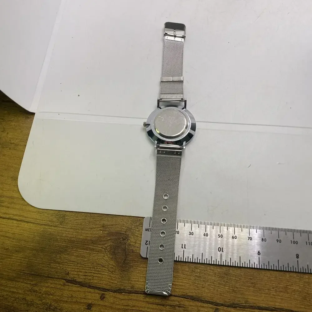 Geneva Platinum New Womens Silver Quartz Fashion Watch Works New Battery